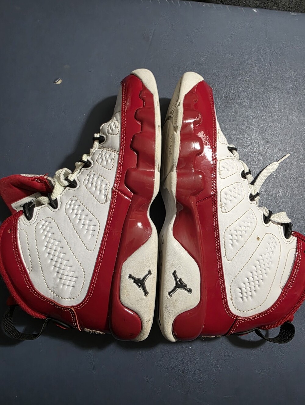 Jordan 9 Retro Kids' Red & White Basketball Shoes Size 4.5y/6w.